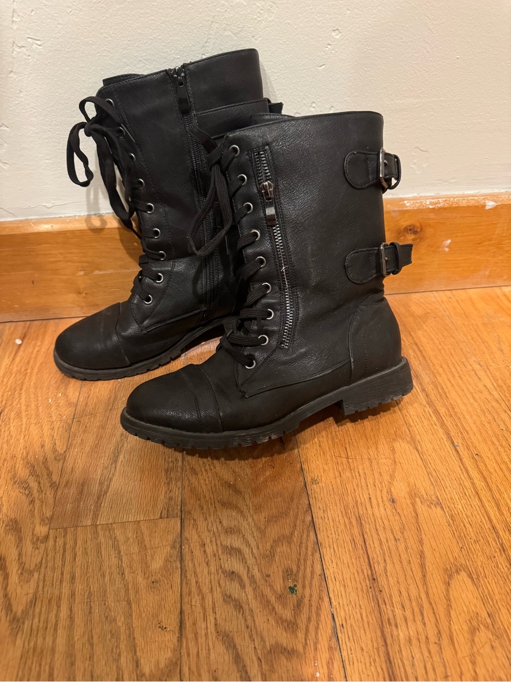 Dream Pairs Black Lace-Up Combat Boots with Side Zipper and Buckle Straps